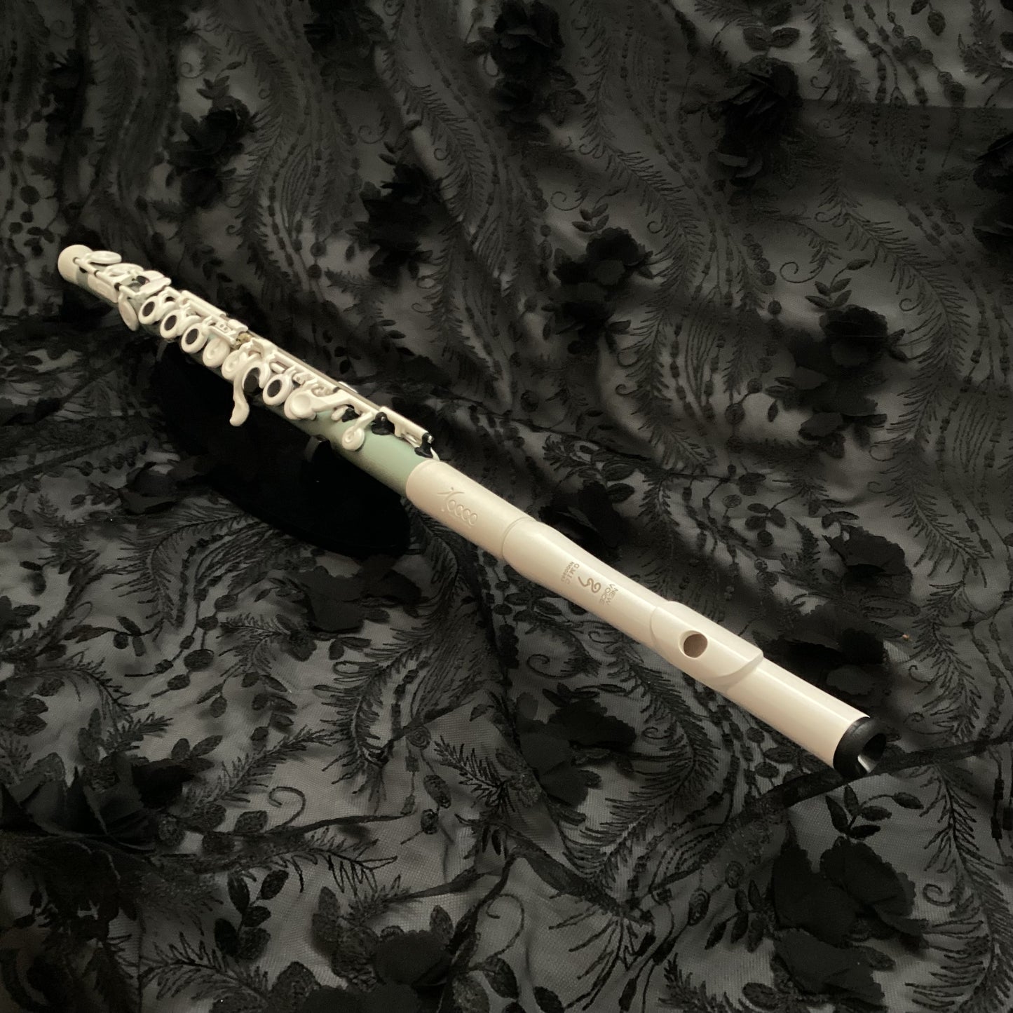Guo Pre-Owned Macarons Flute