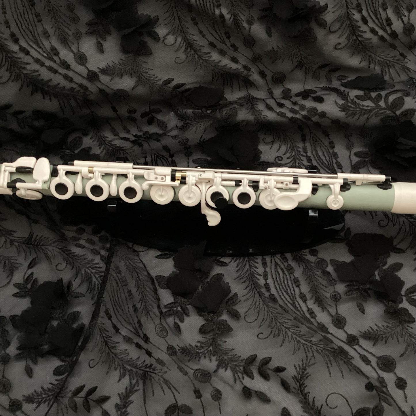 Guo Pre-Owned Macarons Flute